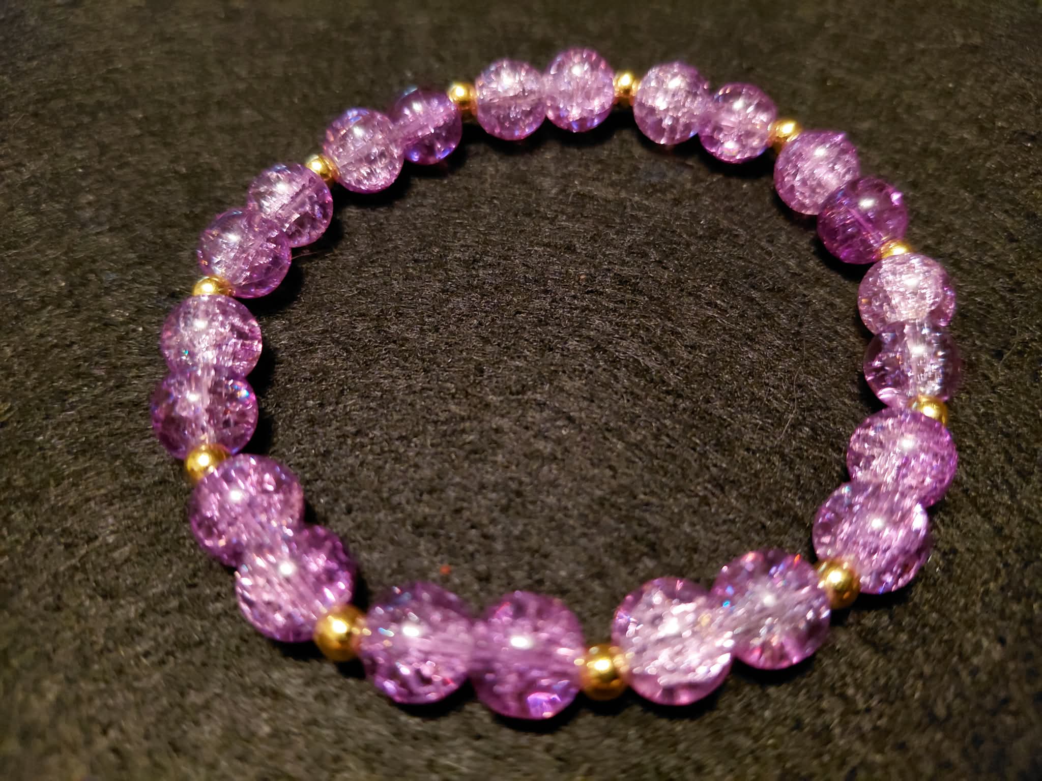 Magenta Bracelet with Glitter and Gold Spacers (7.5)
