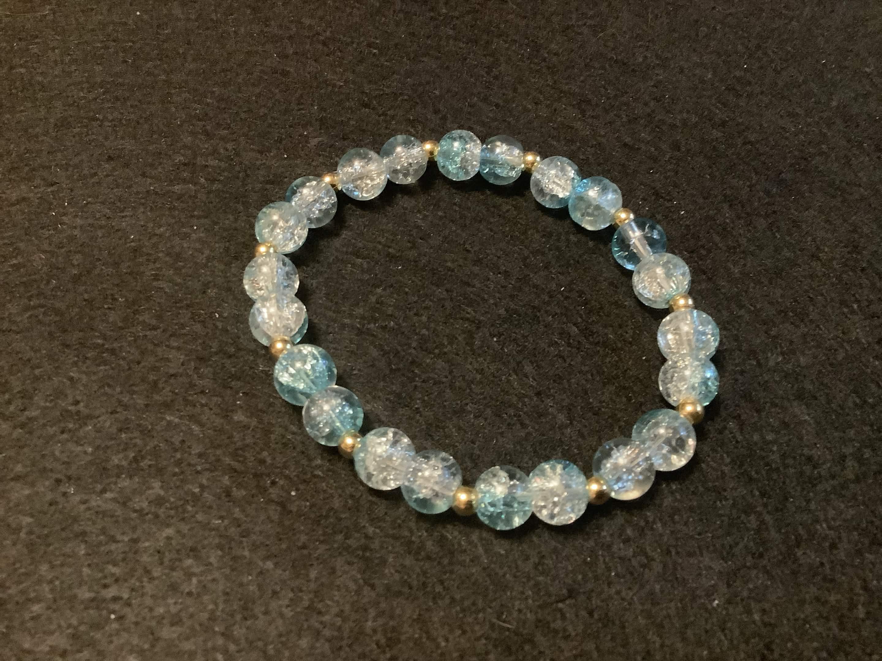 Aqua Bracelet with Glitter and Gold Spacers (7.5)